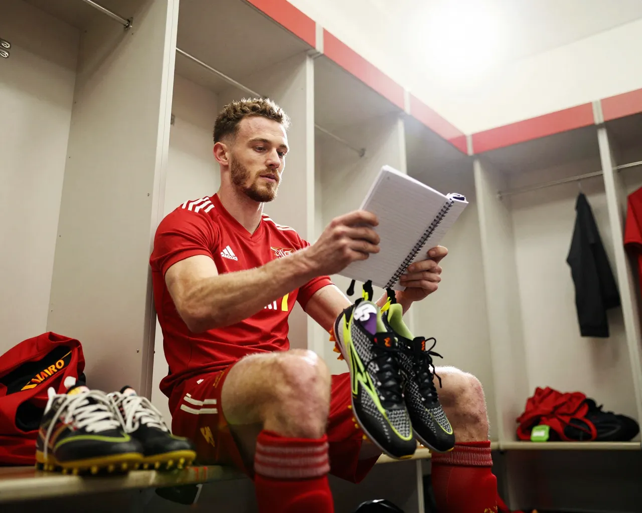 Aaron Ramsey cuelga las botas y anuncia su transición al banquillo como entrenador