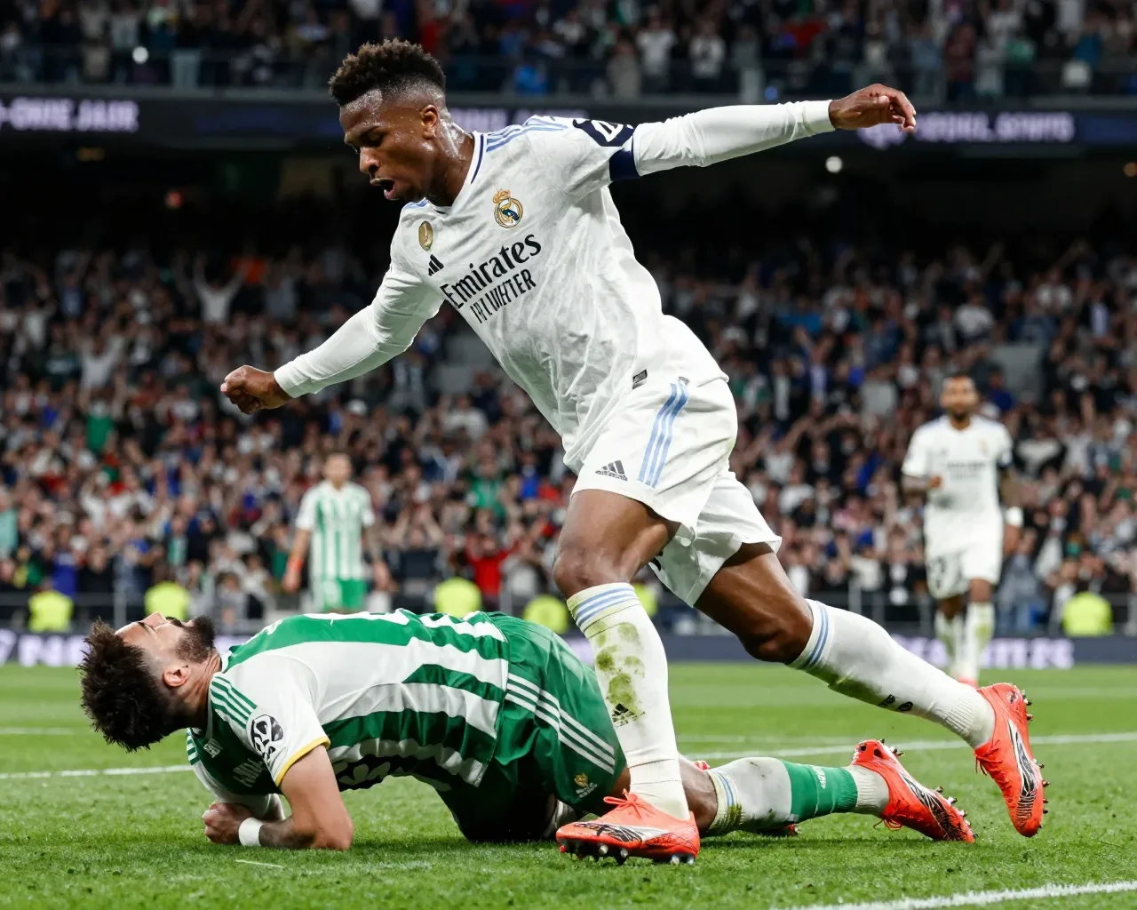 Real Madrid se desangra en la lucha por La Liga: empate ante el Betis y el título se tiñe de azulgrana