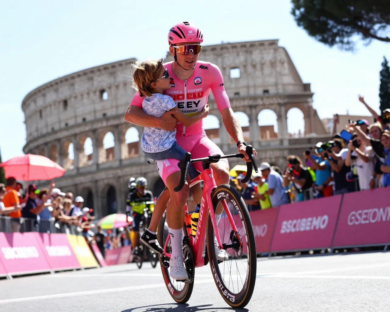 Jonas Vingegaard hace historia: conquista el Giro de Italia y se une al selecto club de ganadores de las tres grandes vueltas