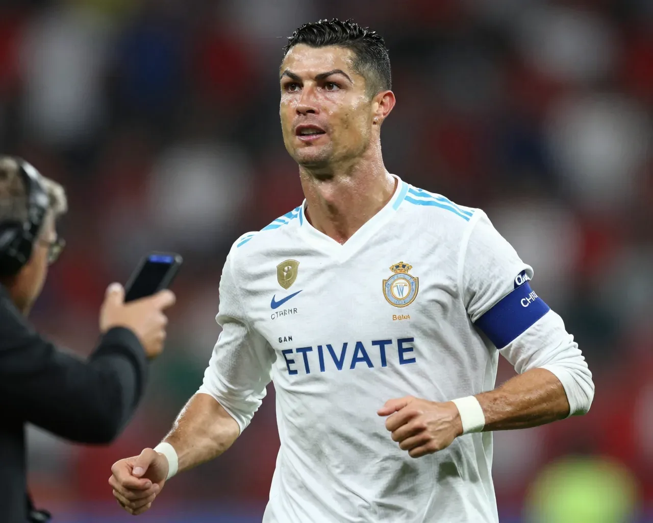 Cristiano Ronaldo ignora pregunta sobre Messi tras récord mundialista en Houston
